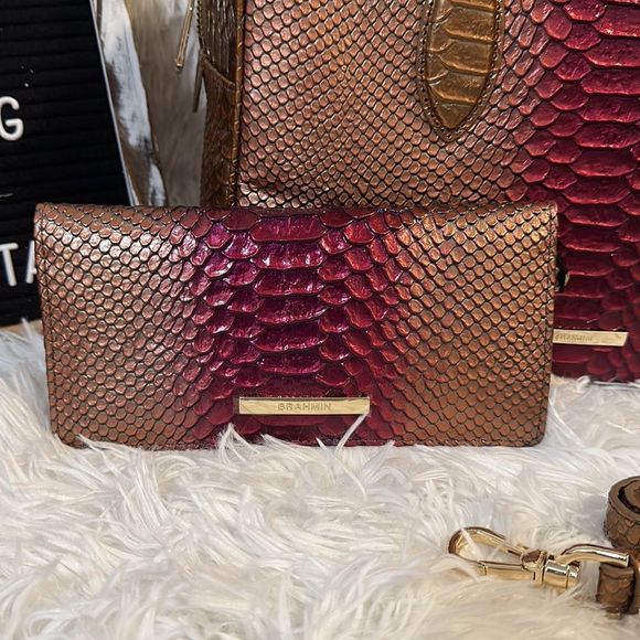 Brahmin Marissa/Ady set in pomegranate harkness - Picture 3 of 12